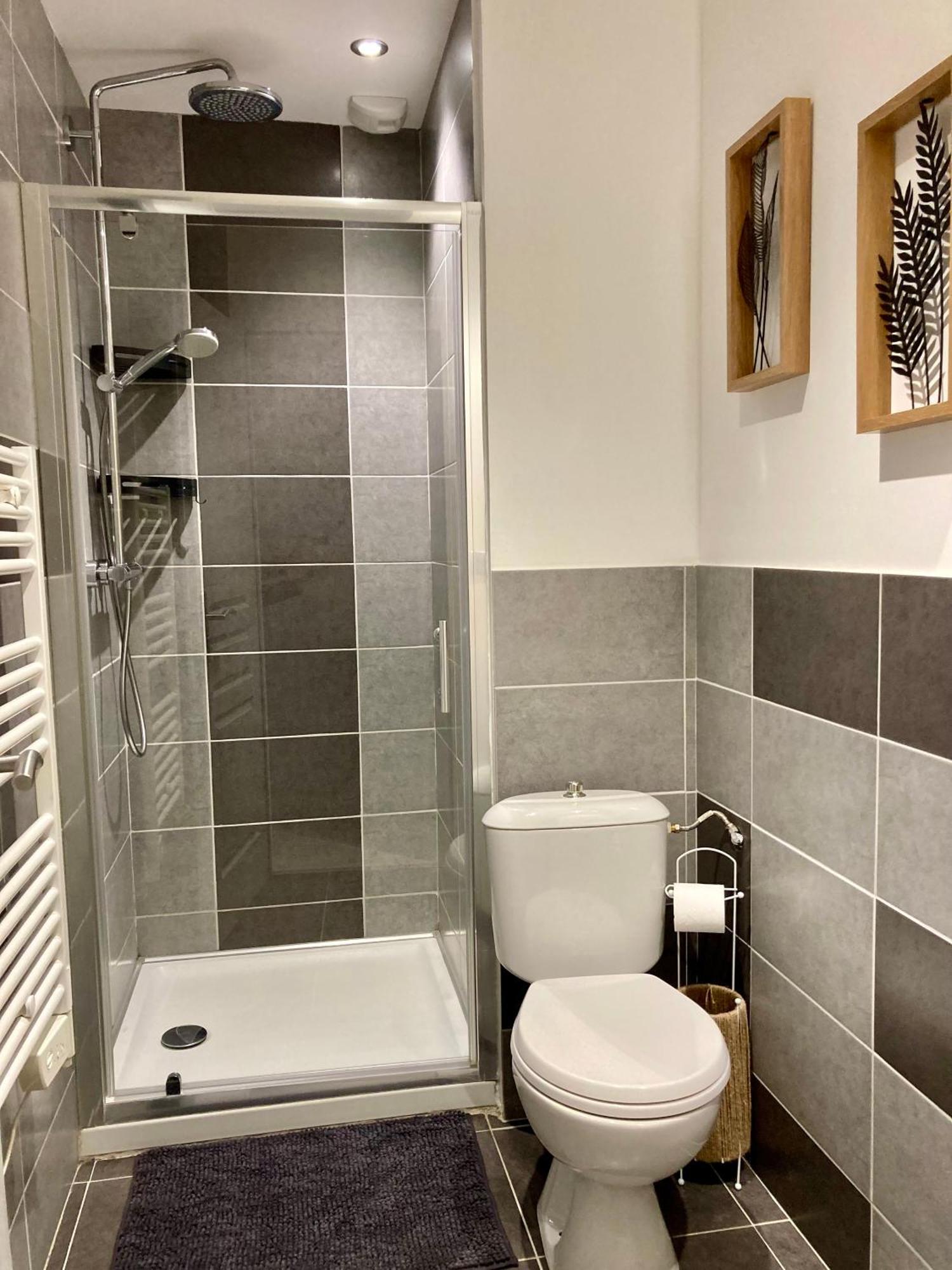 La Bruyere Apartment Рошфор-дю-Гар Екстериор снимка