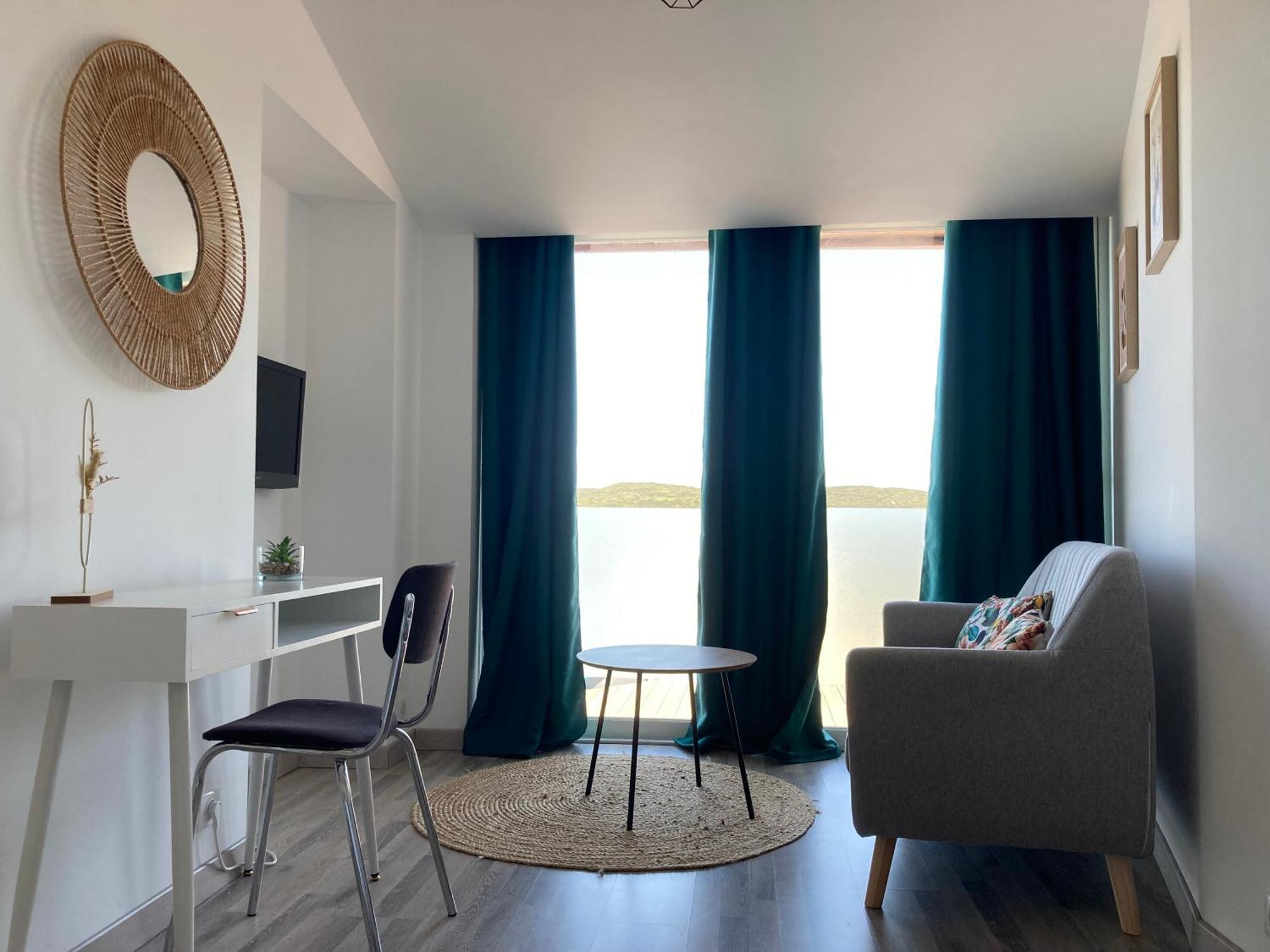 La Bruyere Apartment Рошфор-дю-Гар Екстериор снимка